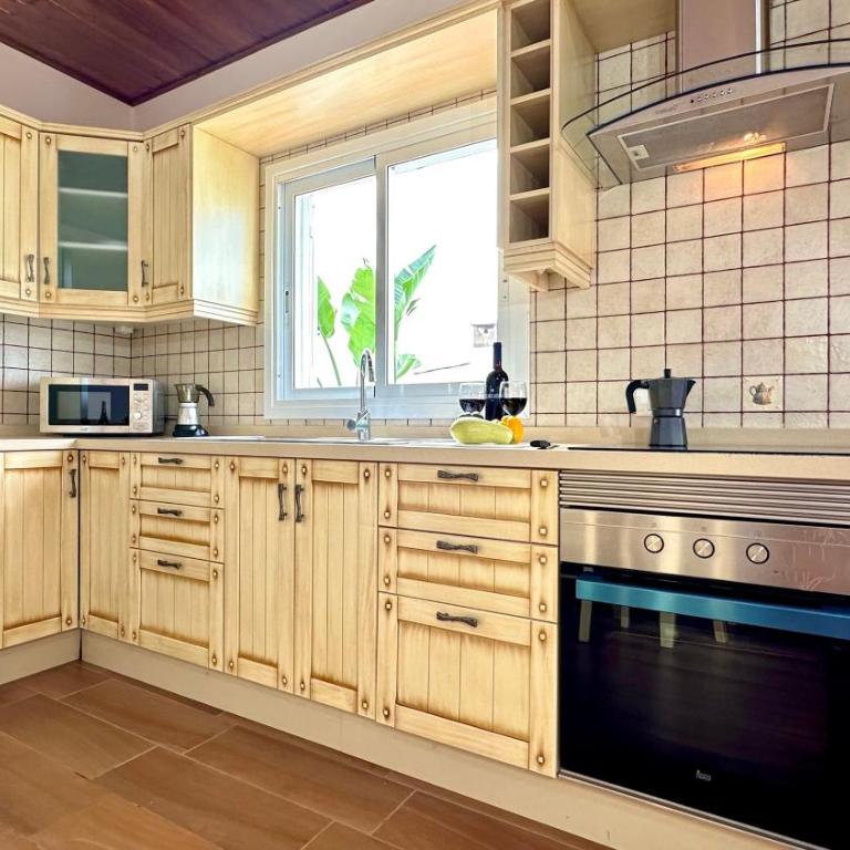 Maravilloso ático con terraza, vistas, BBQ, wifi - Apartamento de 1 dormitorio - 30