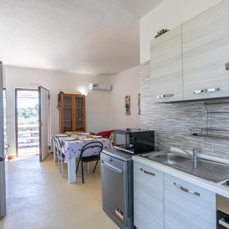 Mariarosa Country House - Casa Vacanza con 6 Camere da Letto - 20