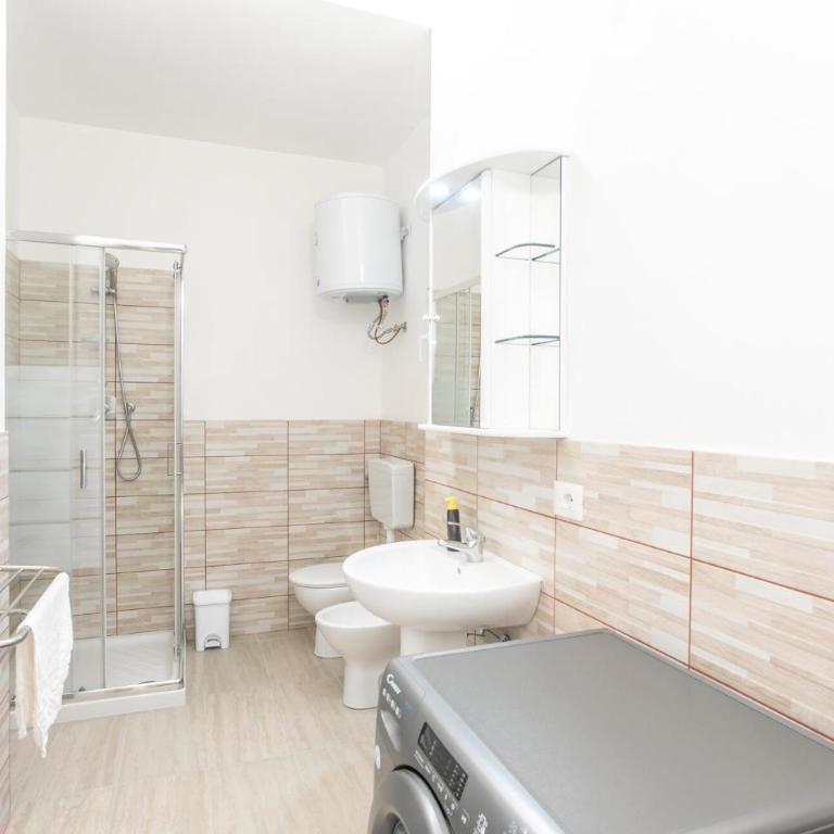 Mariarosa Country House - Casa Vacanza con 6 Camere da Letto - 36