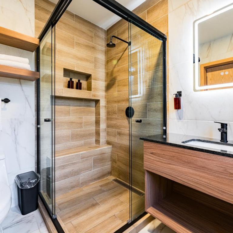 Suites Monterrey by Escajal Rooms - Habitación Doble Deluxe - 8