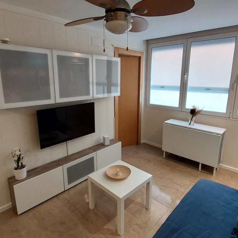Playa, relax y parking público cerca - Ideal parejas - One-Bedroom Apartment - 1