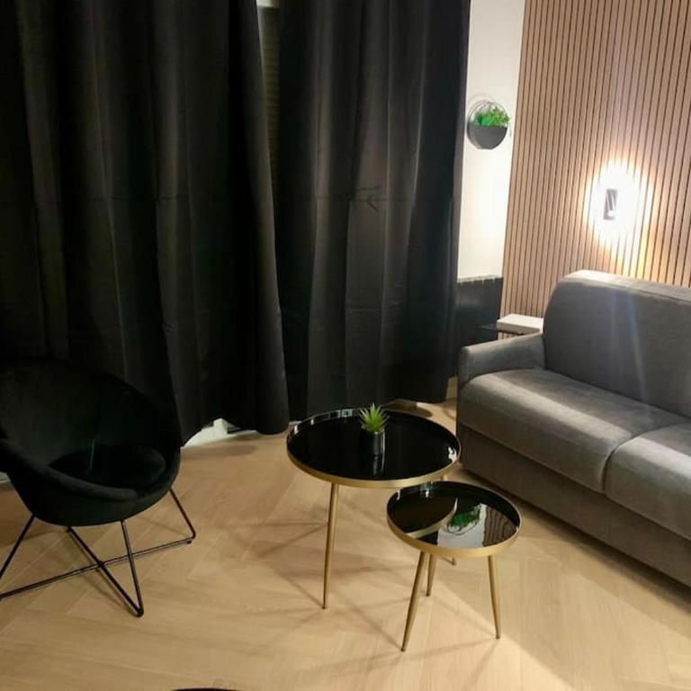 "Le Doux Mer" - Studio Royan Hyper Centre - Classé 3 étoiles - 2 pers - 150m plage - Studio - 13