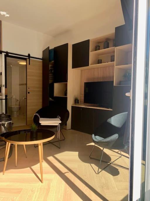 "Le Doux Mer" - Studio Royan Hyper Centre - Classé 3 étoiles - 2 pers - 150m plage - Studio - 19