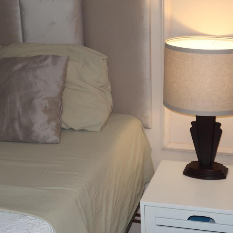 M2 Suite by Central Park - One-Bedroom Apartment - 14