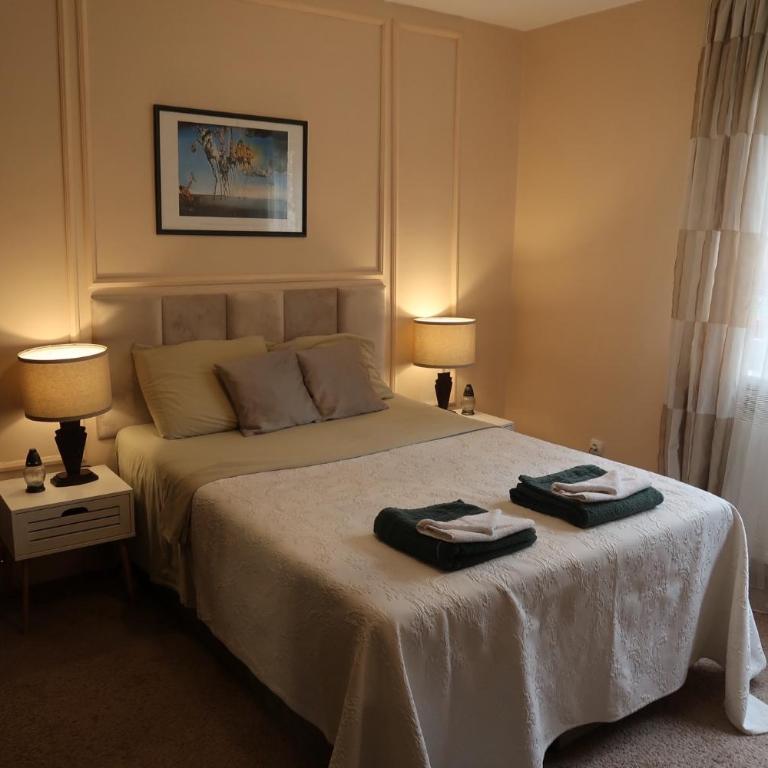 M2 Suite by Central Park - One-Bedroom Apartment - 13