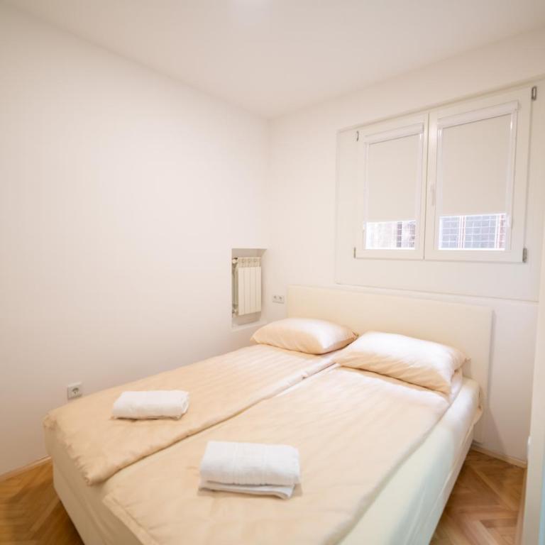 Four Seasons Apartments - Deluks Apartman sa 2 Spavaće Sobe - 4