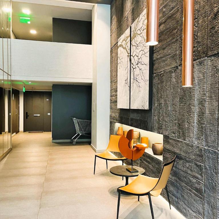 HOM I Inmejorable y Luminoso Estudio en Las Condes - Apartamento - 42