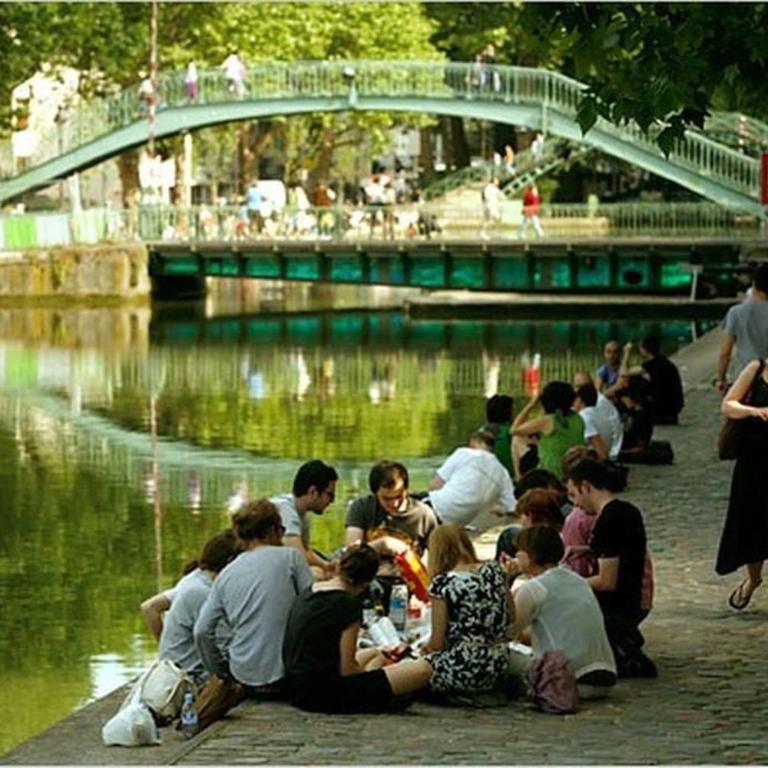Quiet APT 2Rooms Big Kitchen Canal Saint Martin - Appartement 1 Chambre - 3