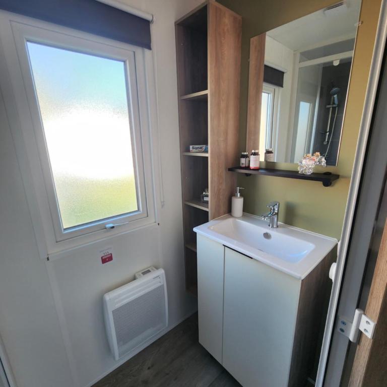 Mobil-Home climatisé de 40m2 à 800m de la plage - Mobilheim - 14