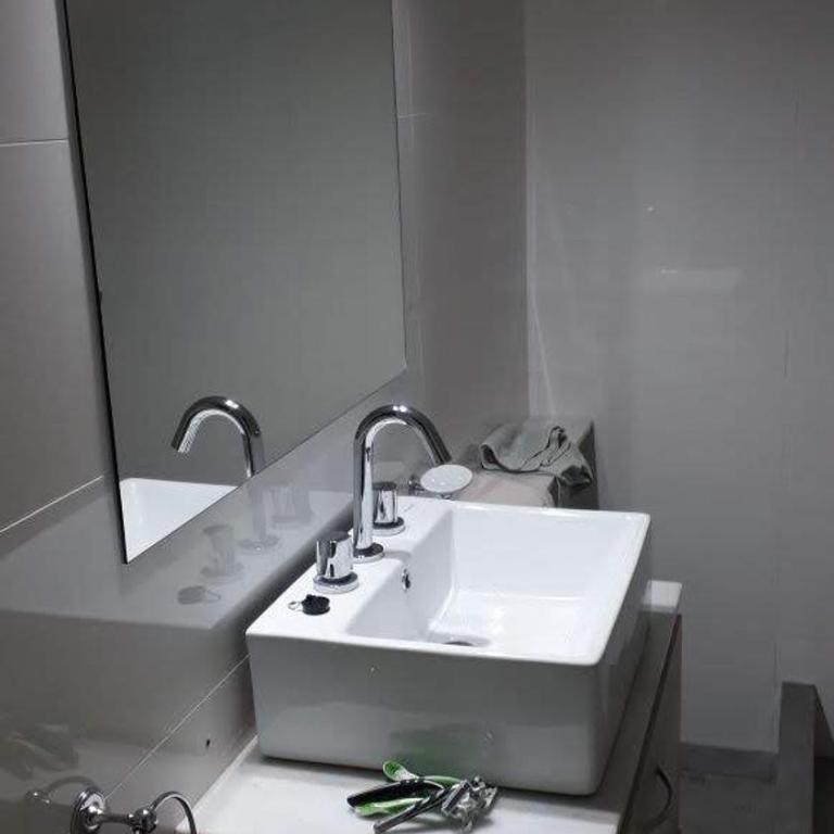 Chalet para 8 o 9 personas, pegado al Bosque Peralta Ramos y a 10 cuadras de las mejores playas del sur de Mar del Plata - Casa de 3 dormitorios - 17