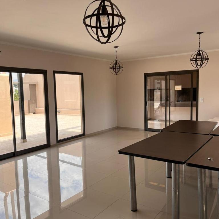 Bellisimo departamento carlos paz centro - Apartamento de 2 dormitorios con balcón - 12