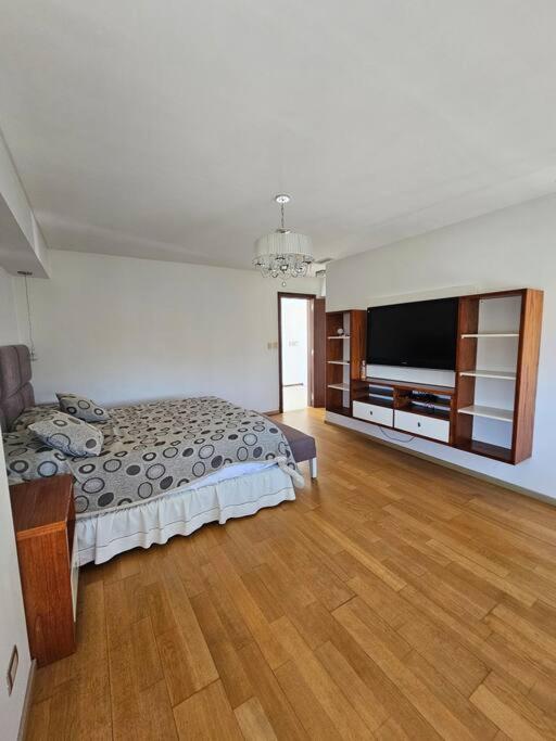 Hermosa casa de categoria - Casa de 5 dormitorios - 53