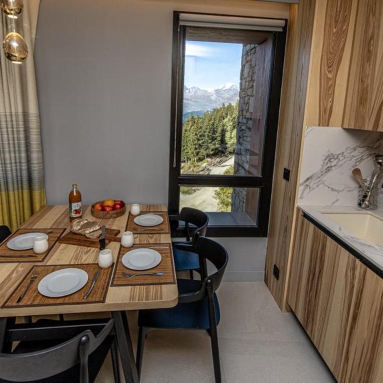 Appartement neuf avec terrasse, SPA et parking inclus - 6 pers - FR-1-352-103 - Appartement - 13