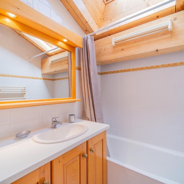 Grand appart 3 pièces, 8 pers, garage, wifi, La Clusaz - FR-1-437-114 - Apartamento - 8