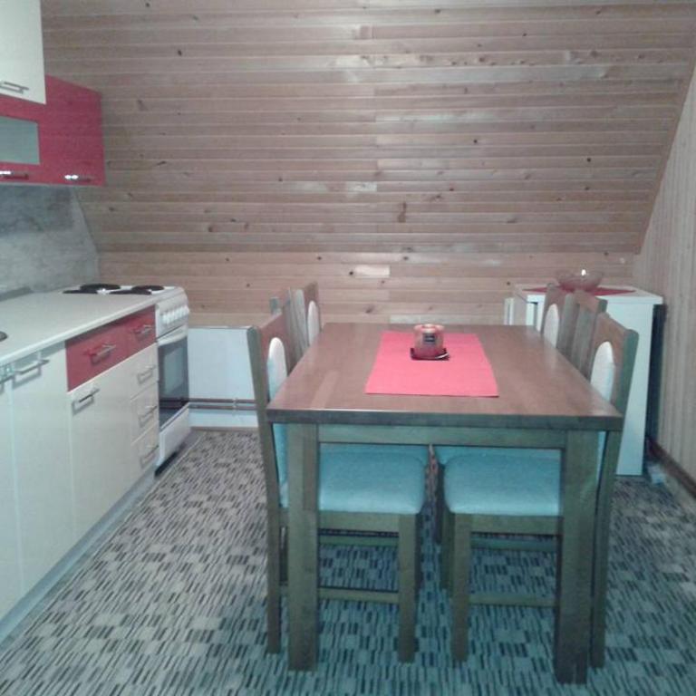 Apartments Dora - Three-Bedroom Apartment - 28