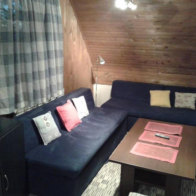 Apartments Dora - Three-Bedroom Apartment - 26
