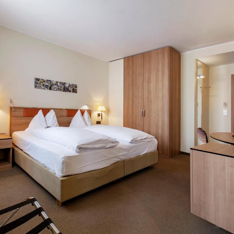 Hotel am Jakobsmarkt - Superior Doppelzimmer - 4