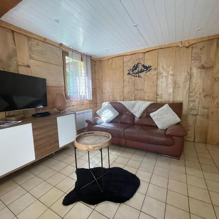 "La clé dorée" Chalet mitoyen avec jardin et -WIFI- - Three-Bedroom Apartment - 4