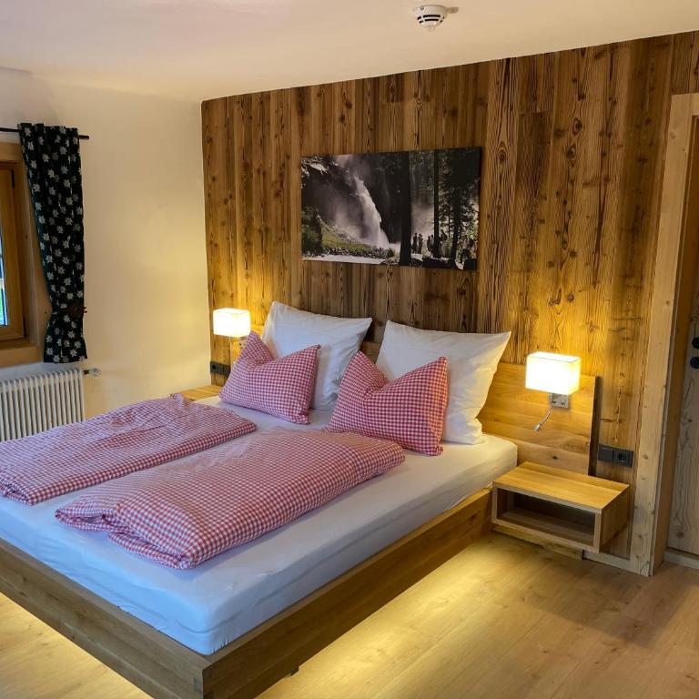 SÖLLHOF Ferienhaus mit 11 Schlafzimmern I großer Gemeinschaftsraum I Skibushaltestelle I 10 Min zum Skigebiet - Ferienhaus - 6