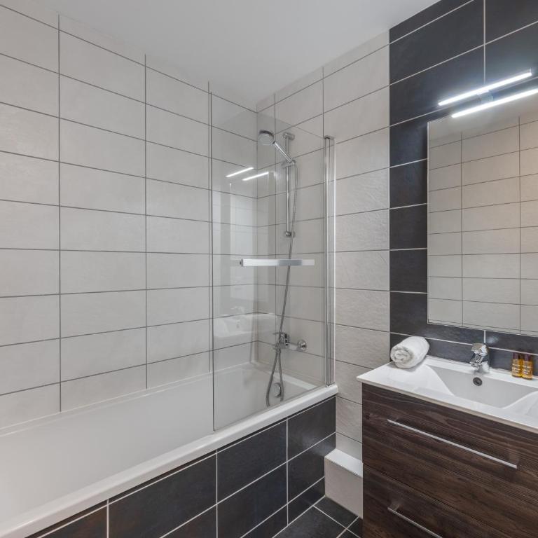 Les 4 Elements - Apt B01 - BO Immobilier- Reduced prices on ski passes Châtel & Portes du Soleil - Apartamento con 4 dormitorios - 14