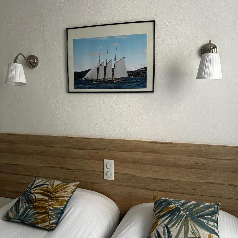 Hôtel La Petite Bohème - Chambre Lit Queen-Size - Vue sur Jardin - 3