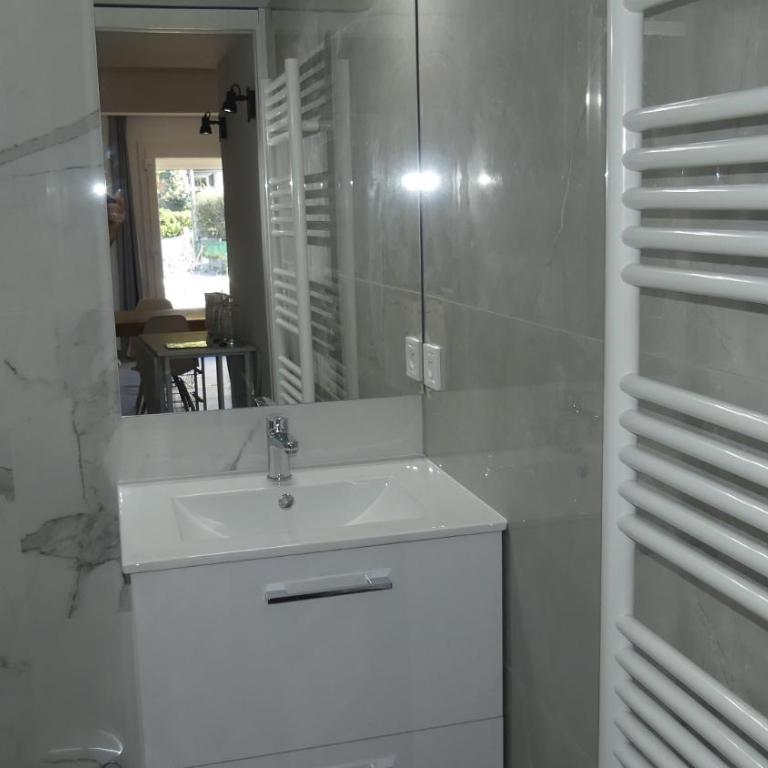 Bas de villa indépendant prestations haut de gamme - Maison 2 Chambres - 7