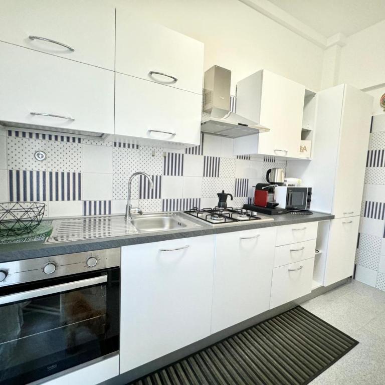 Hostdomus - Ela House - Appartamento con 2 Camere da Letto - 17