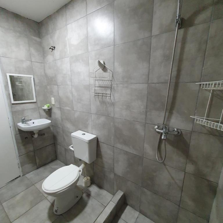 Glam - One-Bedroom Apartment - 10