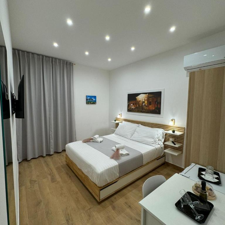 B&B Central Station - Double Room with Private Bathroom - 1