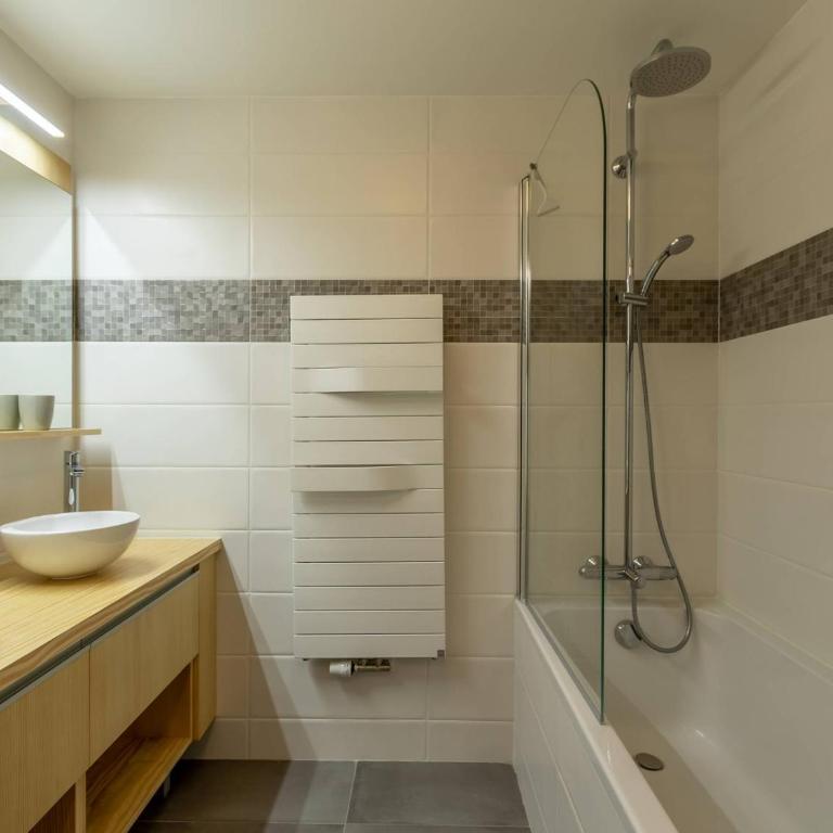 Les Arcs 1800 : Appart lumineux 3P, sauna, hammam, proche pistes, 6 pers - FR-1-352-60 - Appartement (6 Adultes) - 12