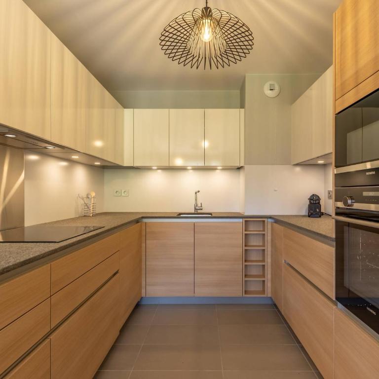 Duplex moderne 3 Chambres - Balcon, Piscine, Spa, Ski aux pieds - FR-1-352-57 - Appartement (6 Adultes) - 10