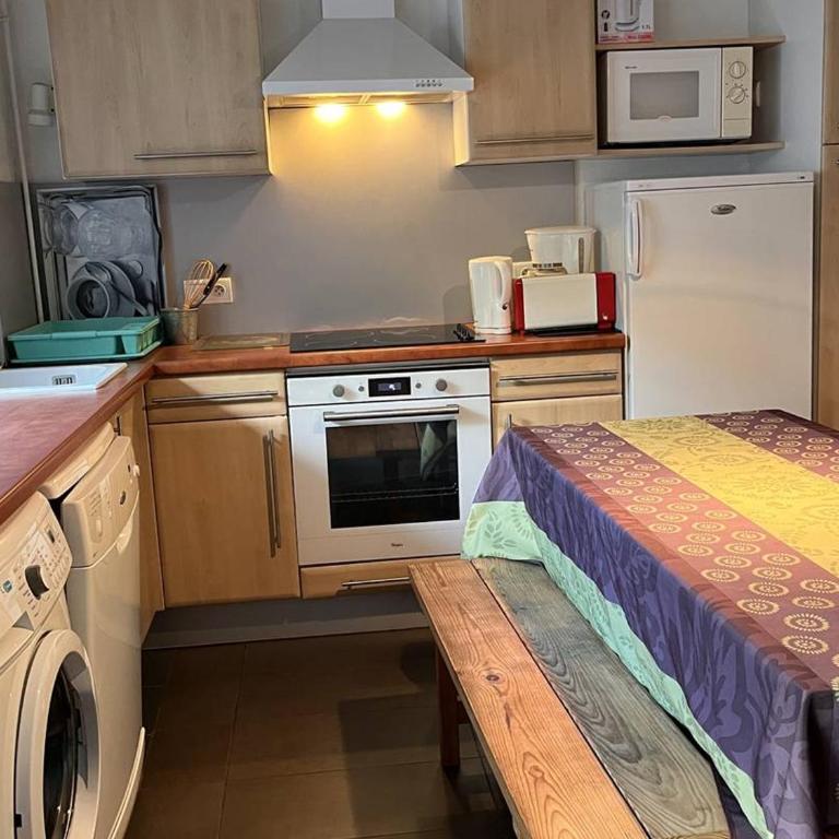 Appartement 4/6 pers - Résidence centre ville Cauterets - FR-1-234-301 - Apartment - 12