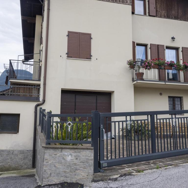 Da Tiziana - Two-Bedroom Apartment with Balcony - 10