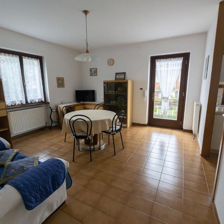 Da Tiziana - Two-Bedroom Apartment with Balcony - 7