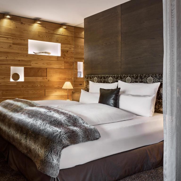 HUBERTUS Mountain Refugio Allgäu - Junior Suite - 1