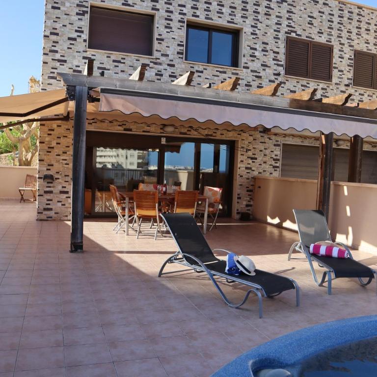 Sunny Casitas, Arenales - Spacious 3 Bedroom Holiday Home - Casa de 3 dormitorios - 3