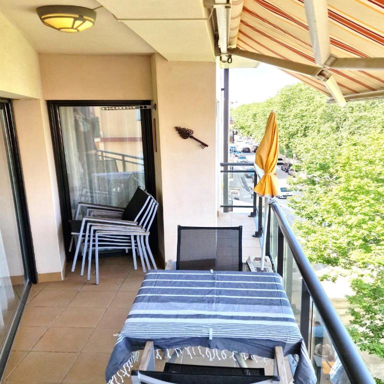 Citadel Holiday Apartments "Duplex 6p" & parking - 250m Beach - 300m Roses Centre - Duplex Apartment - 9