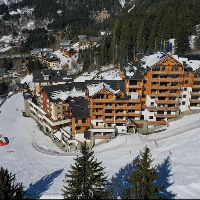 Ski in and ski out in Oz, Alpe d'Huez - Appartement 3 Chambres Premium - 2