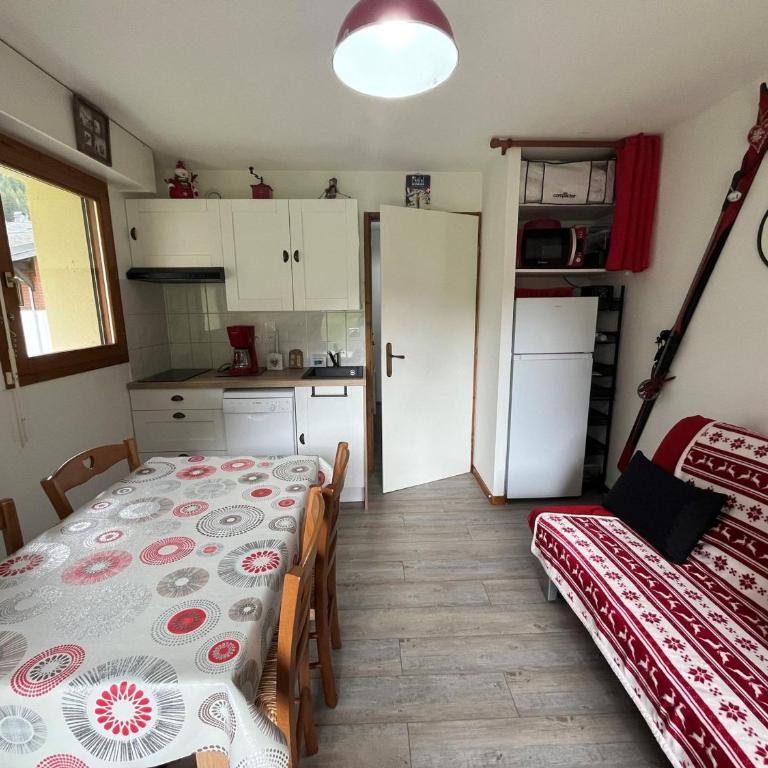 Appartement cosy avec terrasse pour 4 personnes et parking à Châtel - FR-1-198-88 - Apartment (4 Erwachsene) - 7