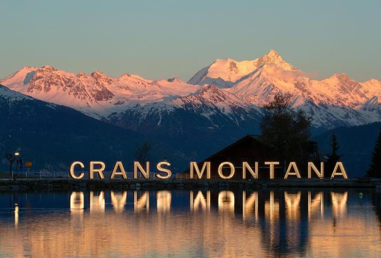 Chalet typique proche Crans Montana - Chalet - 52