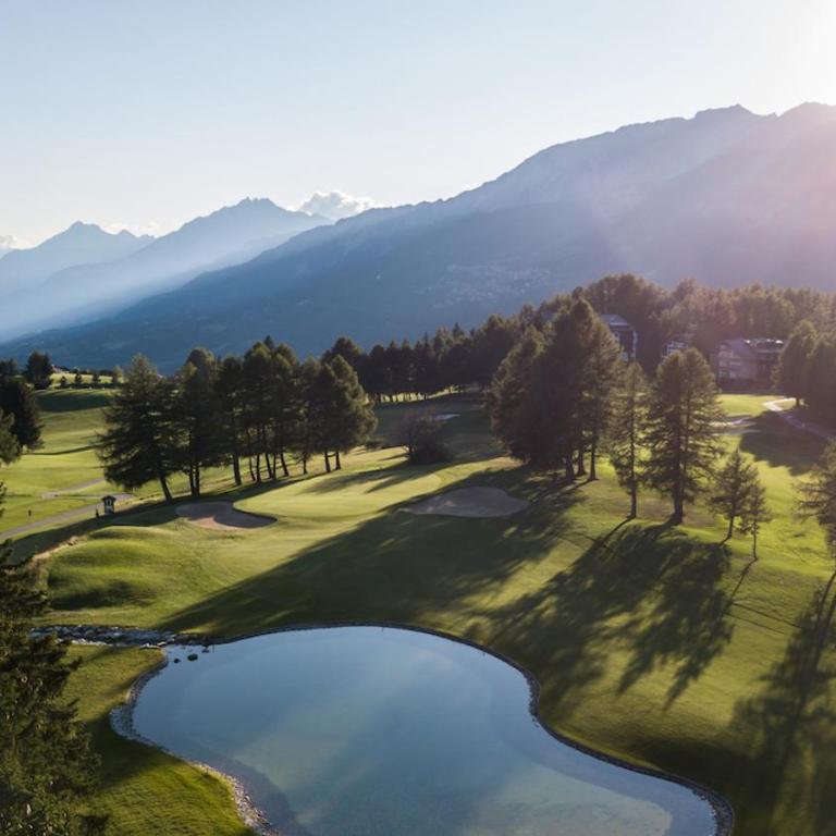 Chalet typique proche Crans Montana - Chalet - 46