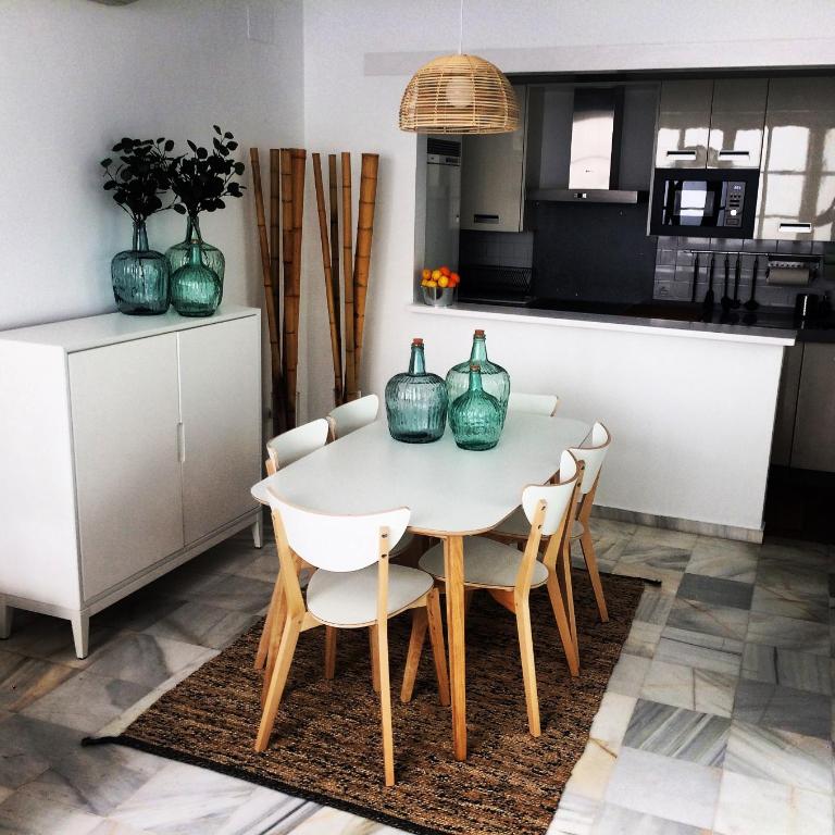 Apartamento céntrico a 12 min a pie de la playa - Apartment mit 1 Schlafzimmer - 4