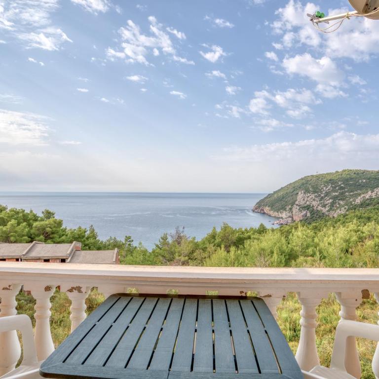 Vila Bronhi - Apartman s 1 Spavaćom Sobom i Pogledom na More - 6