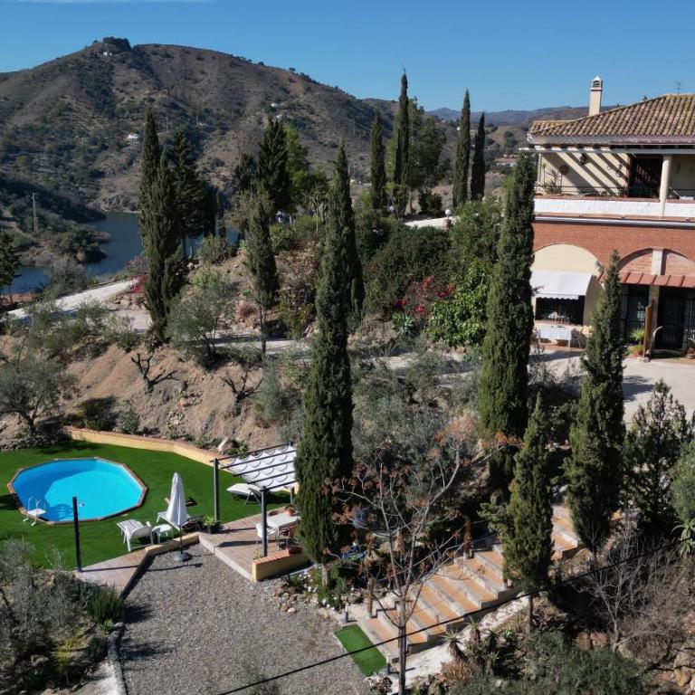 rural loft with pool views peaceful place near the center - Casa de 2 dormitorios - 2