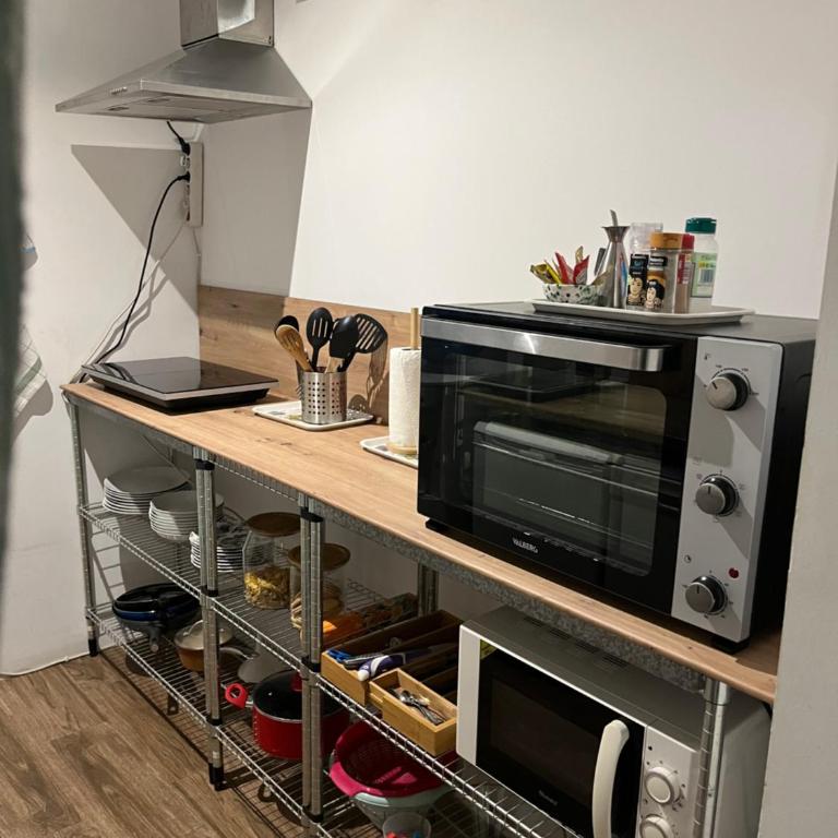 El Parterre Apartamento - Four-Bedroom Apartment - 24