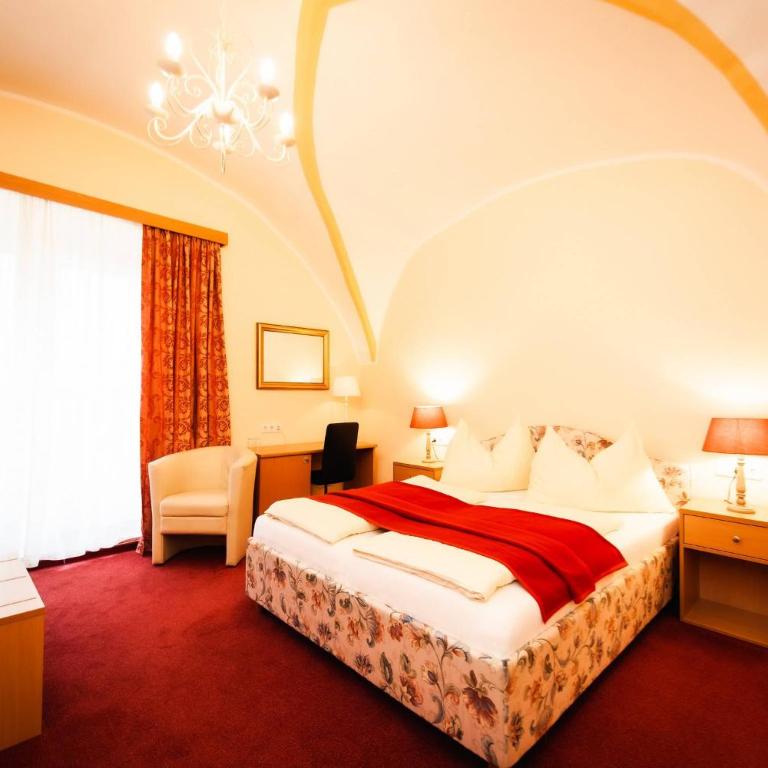 Pension Frenzl - Kaiser von Österreich - Doppelzimmer - 5