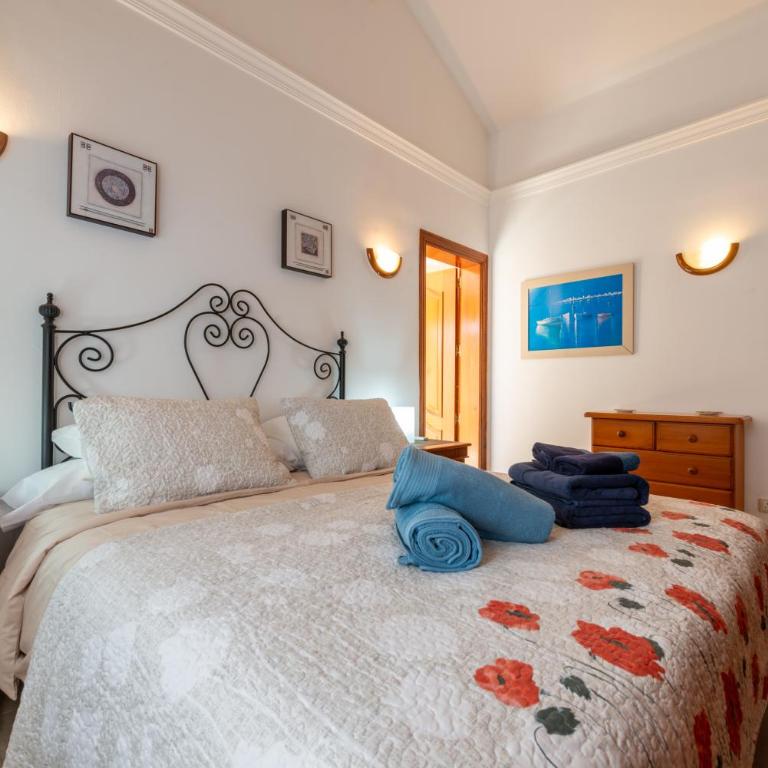 Utopia, villa 4 bedrooms, heated pool & complete privacy - Villa - 14