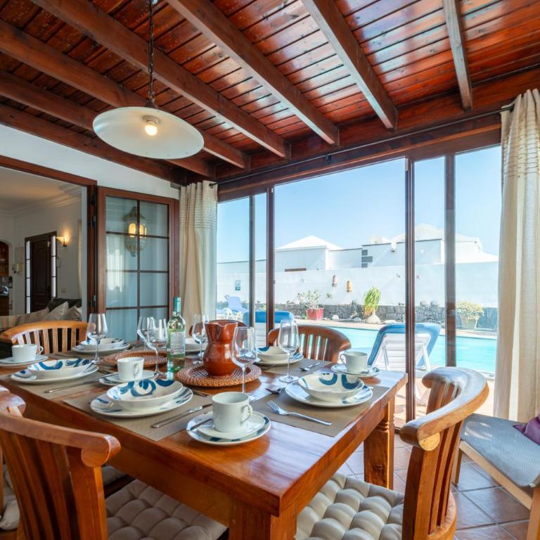 Utopia, villa 4 bedrooms, heated pool & complete privacy - Villa - 2