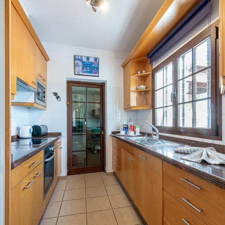 Utopia, villa 4 bedrooms, heated pool & complete privacy - Villa - 27