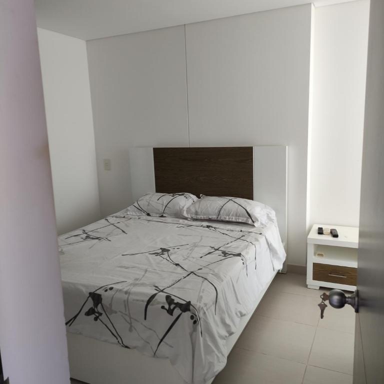 Apartamento de tres habitaciones - Three-Bedroom Apartment - 5